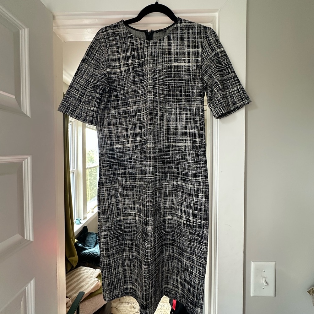 Theory Black and White short sleeve midi Plaid Dress- 12
